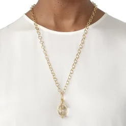 18K SMALL BEE AMULET